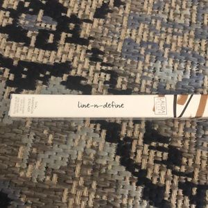Laura Geller Line-N-Define Dual Dimension Eyeliner